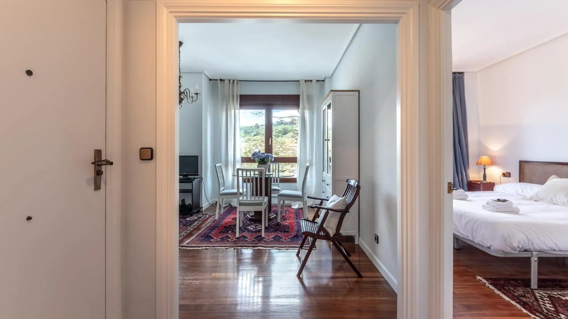 Puppy By People Rentals Bilbao Apartament